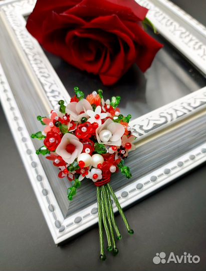 Брошь букет цветов