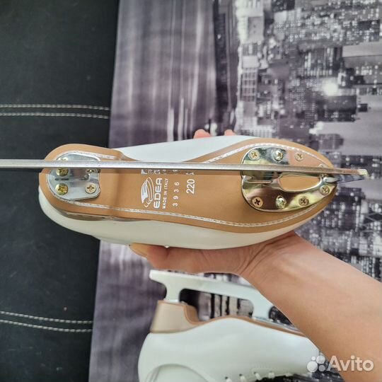 Фигурные коньки edea 220