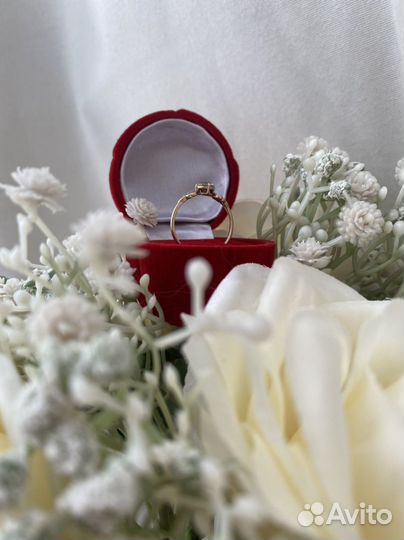 Золотое кольцо 585