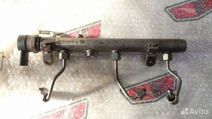 Рампа топливная правая 642 Мерседес W212