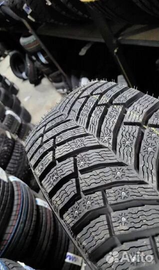 Michelin X-Ice North 4 SUV 225/65 R17 106T