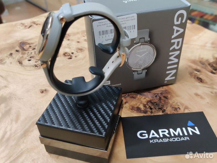 Garmin Lily Classic Cream Gold Braloba Grey