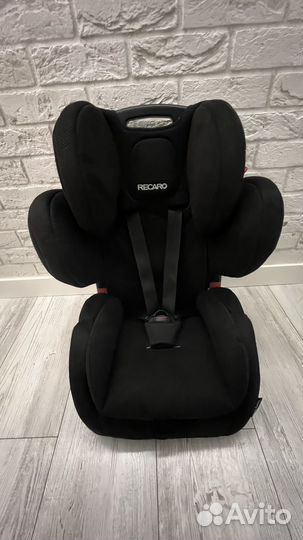 Автомобильное кресло recaro Германия