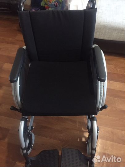Коляска инвалидная бу в хороше состояние