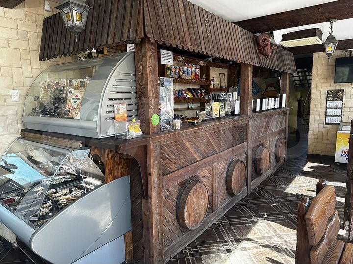 Здание, 246 м²