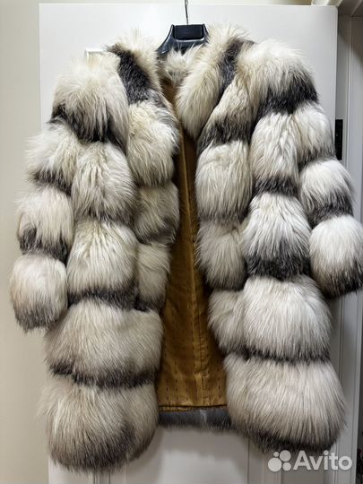 Шуба из меха лисы