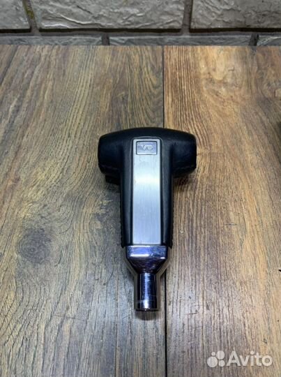 VW Touareg Рукоятка кулисы кпп