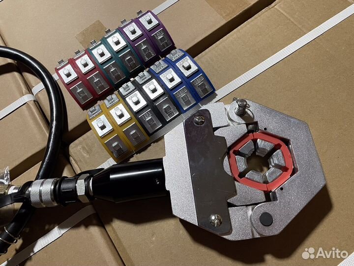 Кримпер гидравлический для обжима шлангов