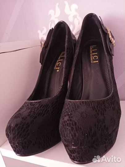 Женские туфли