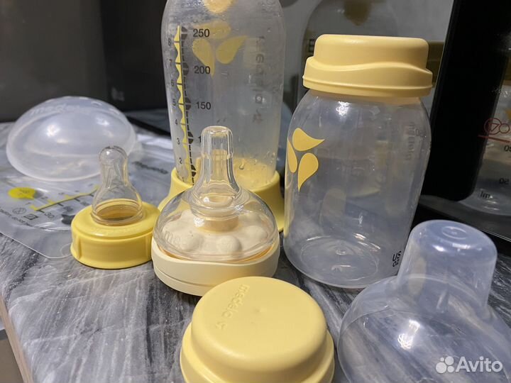 Молокоотсос medela ручной