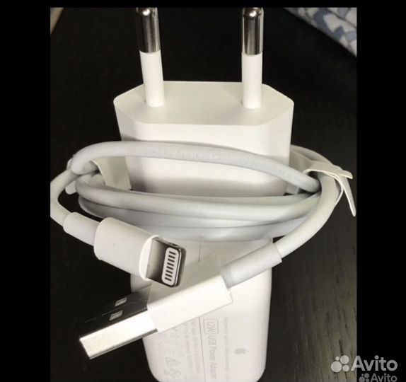 Зарядное устройство на iPhone