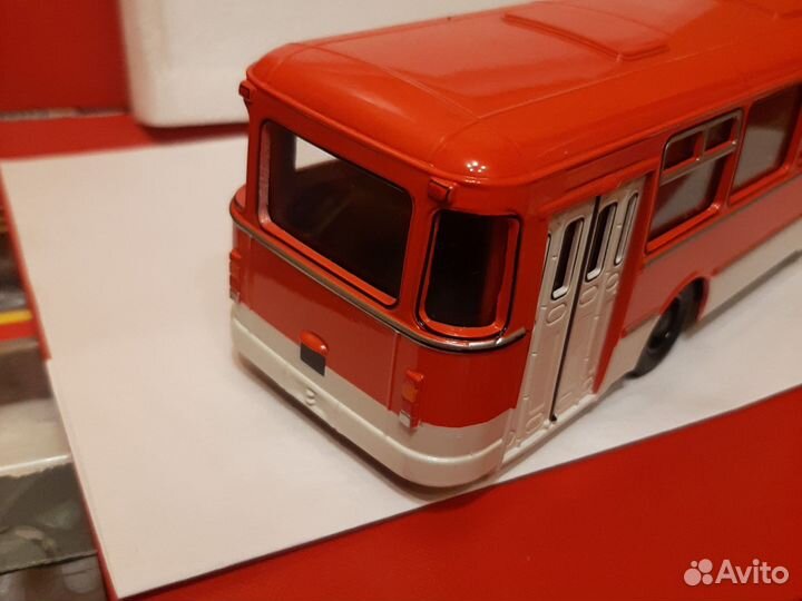 Модель 1:43. Лиаз 677. Сова