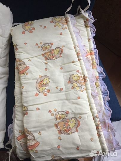 Комплект (Бортики, одеяло, подушка и белье)