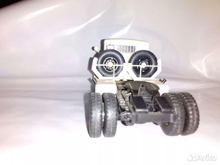 Модель,маз 200 тягач