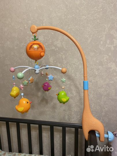 Музыкальная карусель на кроватку