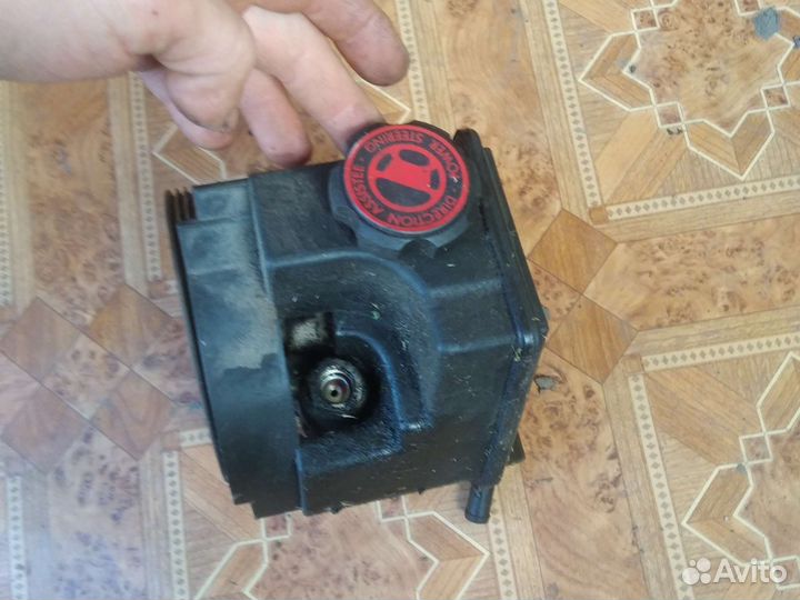 Насос гидроусилителя Пежо 206