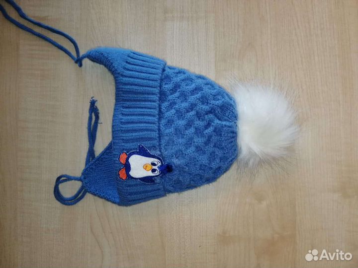 Шапки теплые(На малышей) и легкие, носки