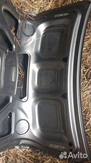 Крышка багажника LADA Granta