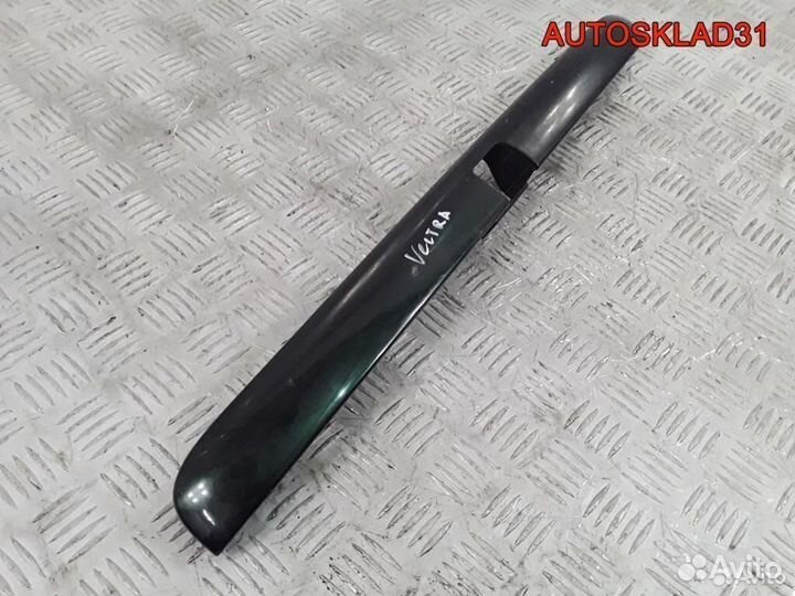 Накладка двери багажника Opel Vectra B Универсал