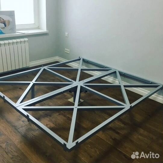 Парящая кровать от производителя