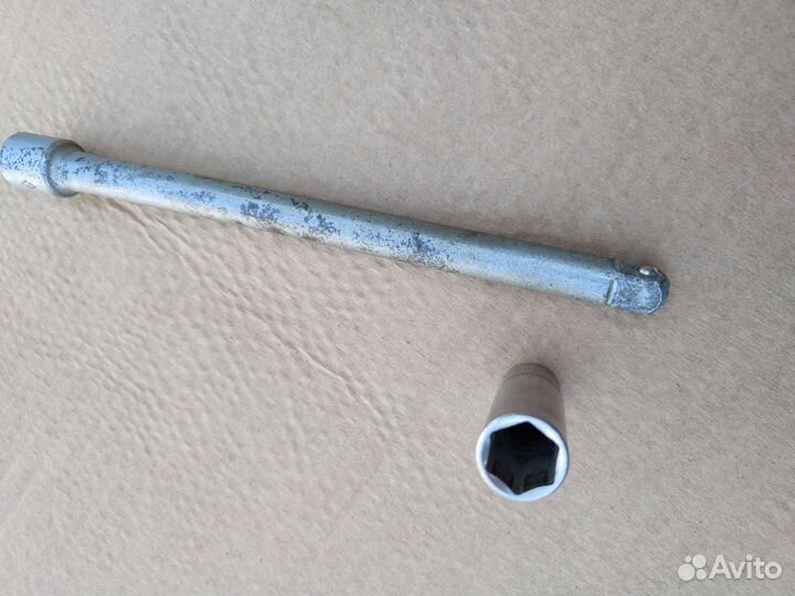 Свечная головка 16 мм