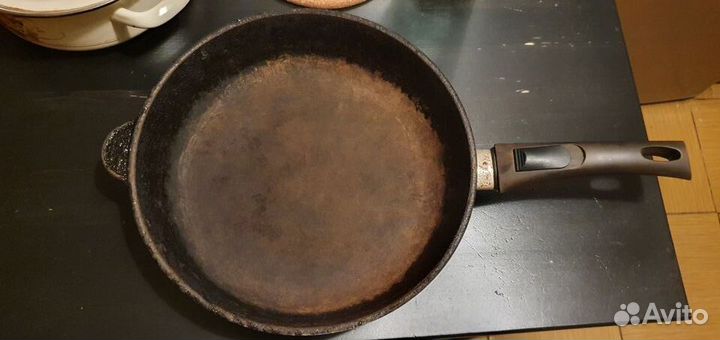 Сковорода нмп (Нева Металл Посуда) литая, 28