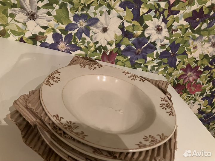 Продам новые тарелки