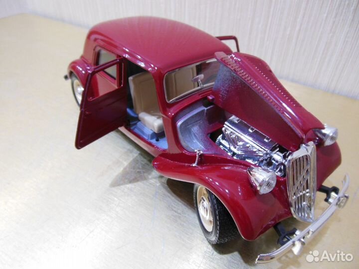 Citroen 15 CV TA(1938г.) 1:24