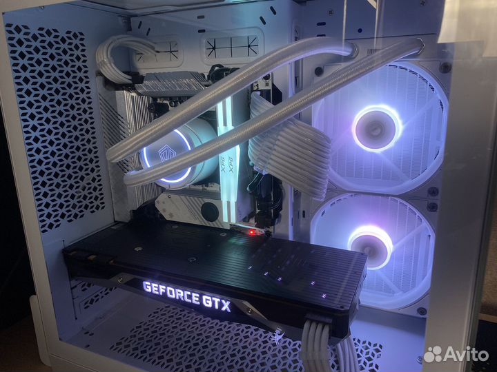 Водяное озлажления ID-Cooling Zoomflow 240x white