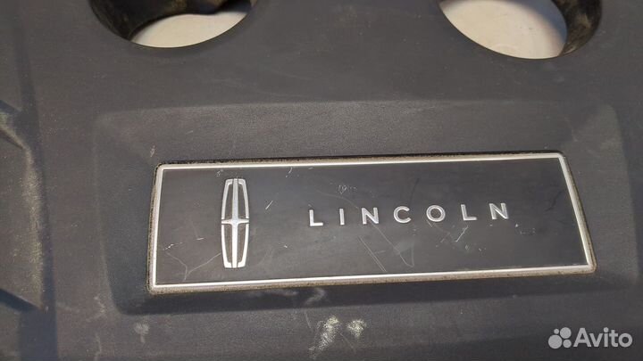 Накладка на двс Lincoln MKC, 2019