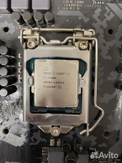 I7 7700k, Asus tuf z270 mark 2, fury Renegade