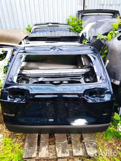 Крышка багажника Toyota RAV4 18-22г
