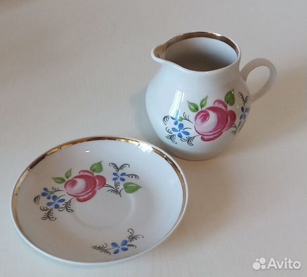 Молочник + блюдца Дулево