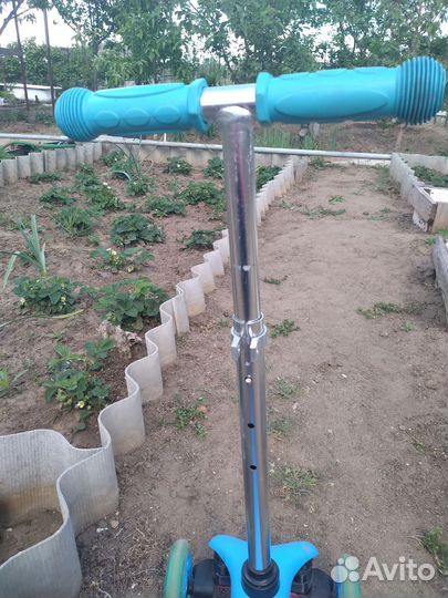 Самокат детский трехколесный