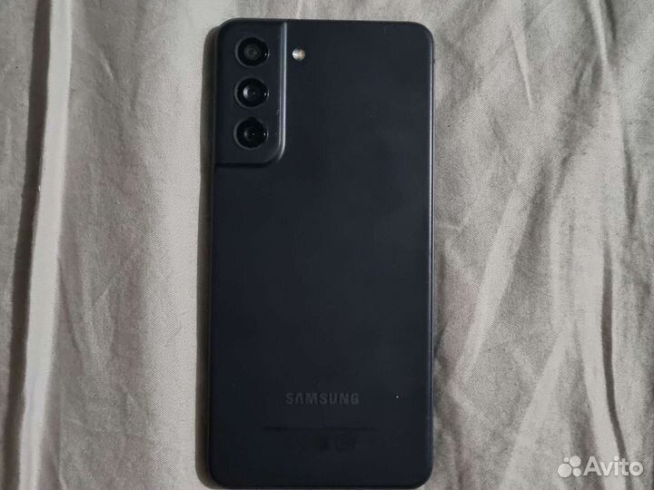Телефон Samsung s21fe 5g