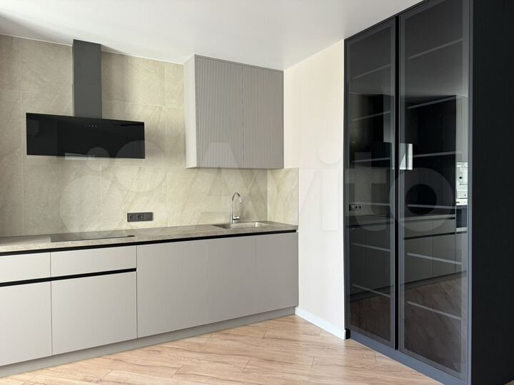 2-к. квартира, 52 м², 13/23 эт.