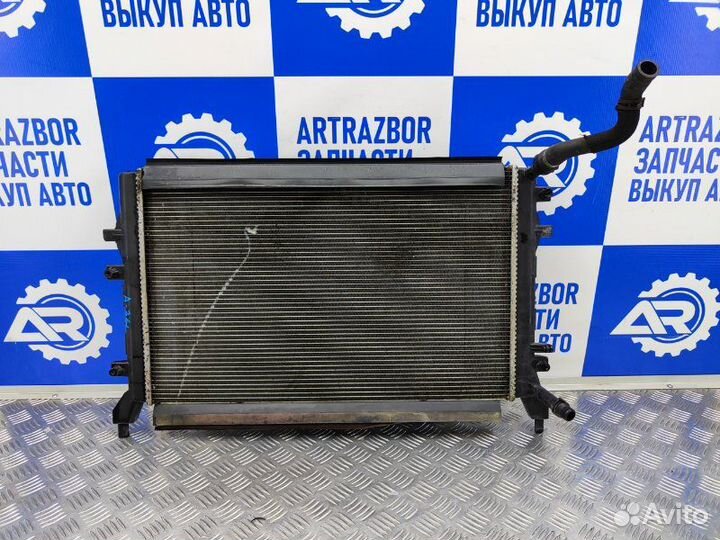 Радиатор основной Skoda Yeti 5L 1.4 caxa 122 Л.С