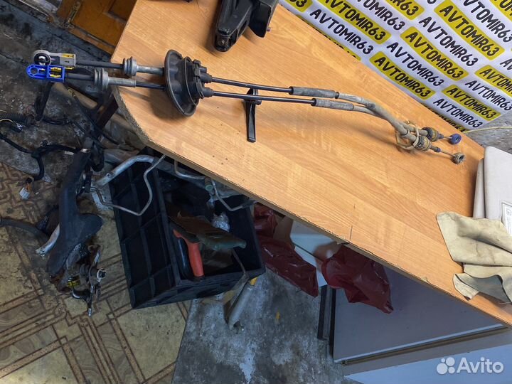 Peugeot 408 1.6 МКПП троса переключения