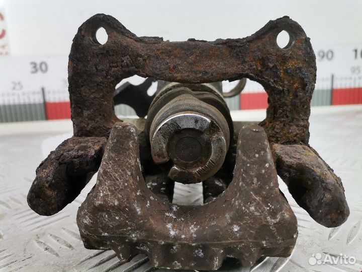 Суппорт задний левый для Audi A6 C5 8E0615423