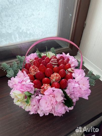 Клубничный букет казань