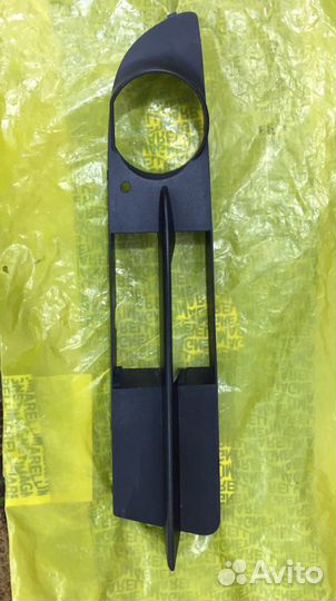 Заглушка противотуманок BMW E60 5111 7049243