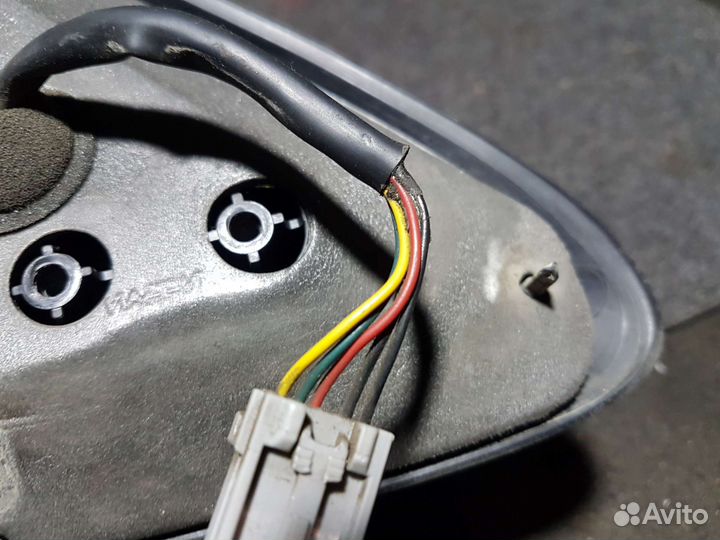 Зеркало левое Mitsubishi lancer 9