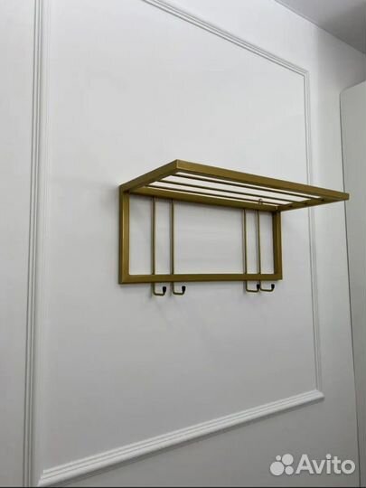 Вешалка настенная металлическая