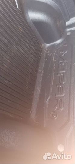 Поддон багажника