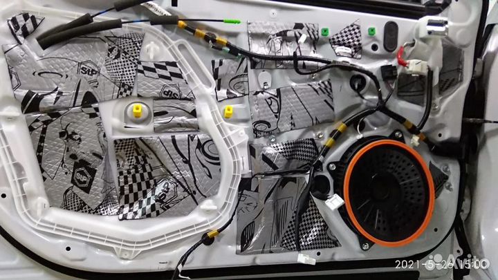 Шумоизоляция авто качественными материалами STP