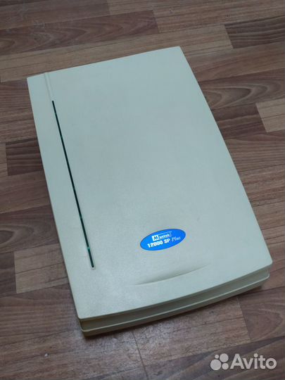 Сканер Mustek 12000 SP Plus