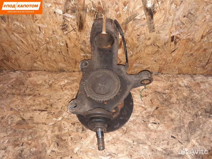 Кулак передний правый Ford Transit