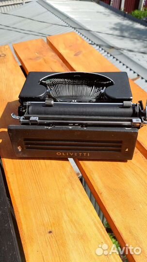 Печатная машинка Olivetti studio 42