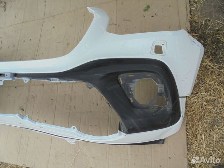 Бампер передний Mercedes X - класс