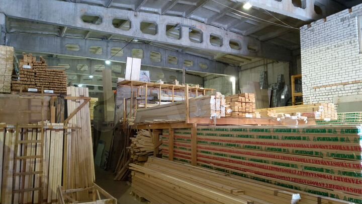 Склад, 1800 м²